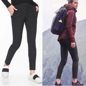 Athleta Wander Stash Skinny Pants Black 353676